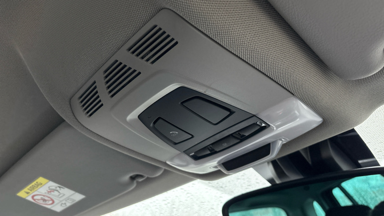 BMW 2 Series 218i SE 5dr Petrol Estate